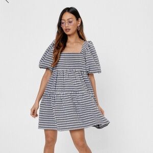 Nastygal Size 0 Gingham Print Tired Puff Sleeve Dress Black White Check Milkmaid